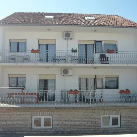 Simun - 15m From Beach * Trogir
