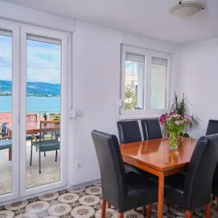 Simun - 15m From Beach * Trogir